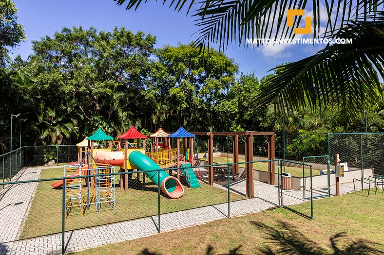 Casa com piscina de borda infinita no Condomínio Panorâmico